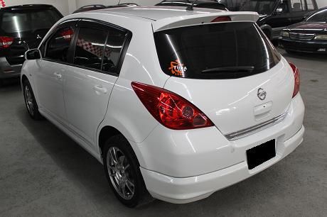 2010Nissan 日產 Tiida  照片10