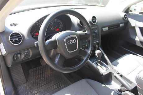Audi 奧迪 A3 1.6 照片8