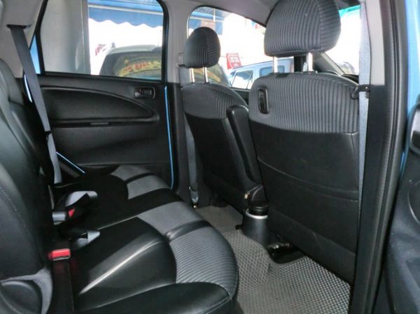 MITSUBISHI Colt Plus 照片8
