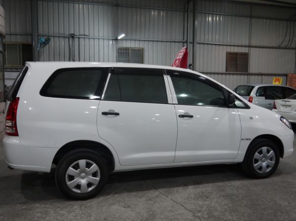 2009年式Toyota Innova  照片4