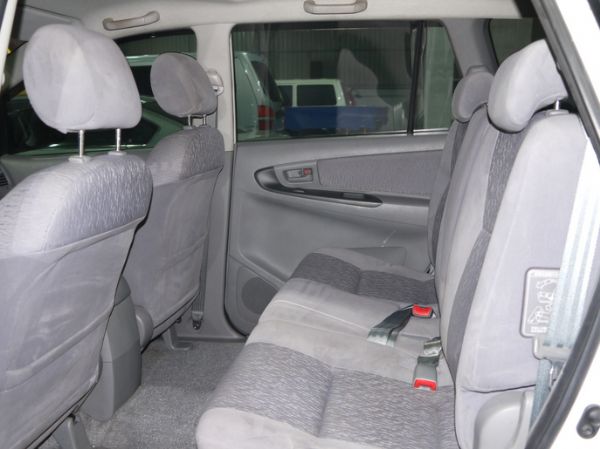 2009年式Toyota Innova  照片6