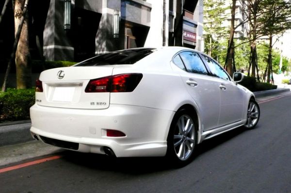 真晟車業LEXUS IS250 SPOR 照片3