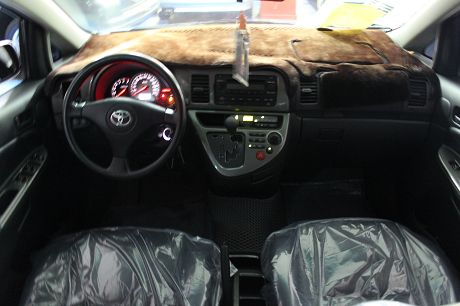 2005Toyota豐田 Wish  照片2
