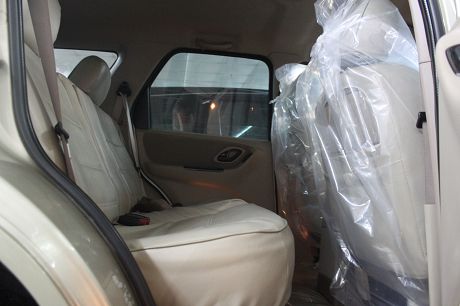 Ford 福特 Escape 照片7