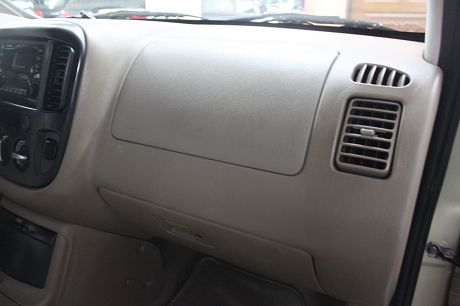 Ford 福特 Escape 照片8