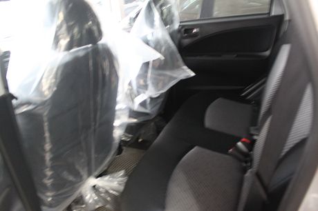 2009 三菱 Colt Plus 照片7