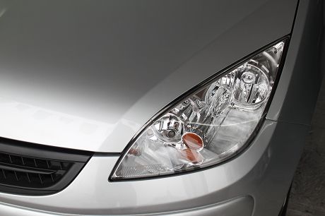 2009 三菱 Colt Plus 照片8