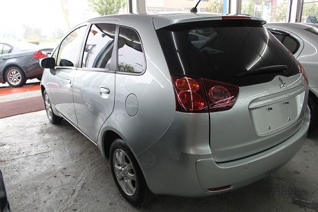 2009 三菱 Colt Plus 照片10