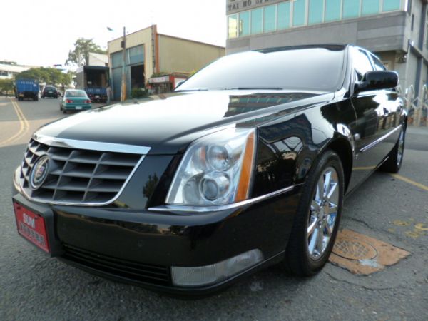 06年CADILLAC DTS 中部車 照片2