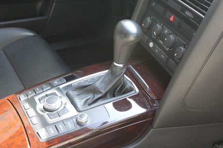 Audi 奧迪 A6 照片7