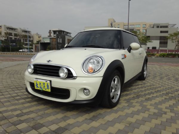 MINI ONE 六速手自排  照片3