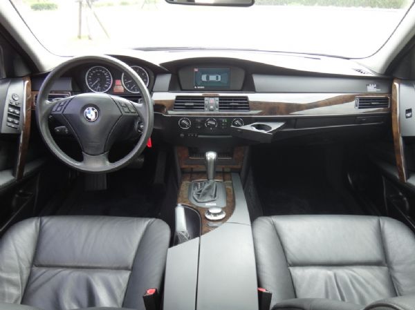 BMW 520I E60  照片7