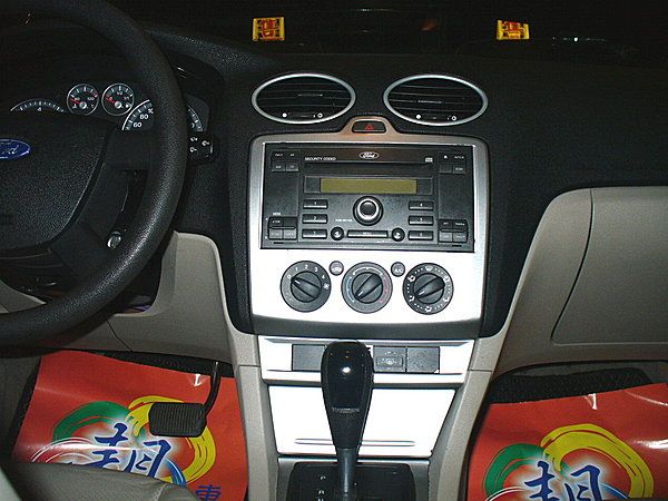 05年 Ford/福特 FOCUS 照片8