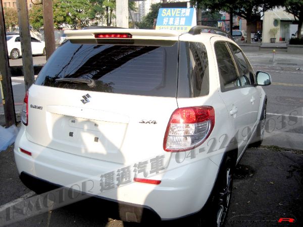 ★運通汽車-2010年-鈴木-SX4★ 照片8