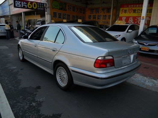 BMW/寶馬 523i 照片4