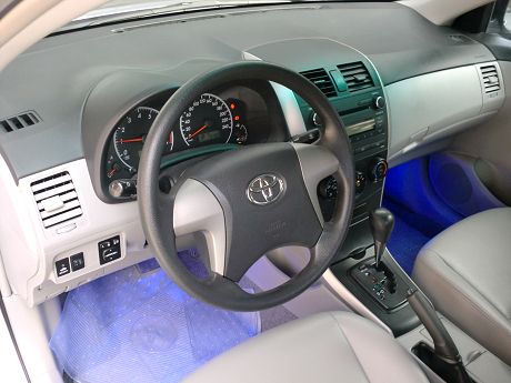 Toyota豐田 Altis  照片3
