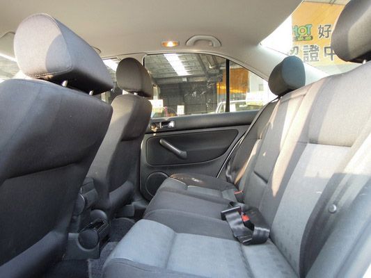 【高鐵汽車】2004 福斯VW BORA 照片5