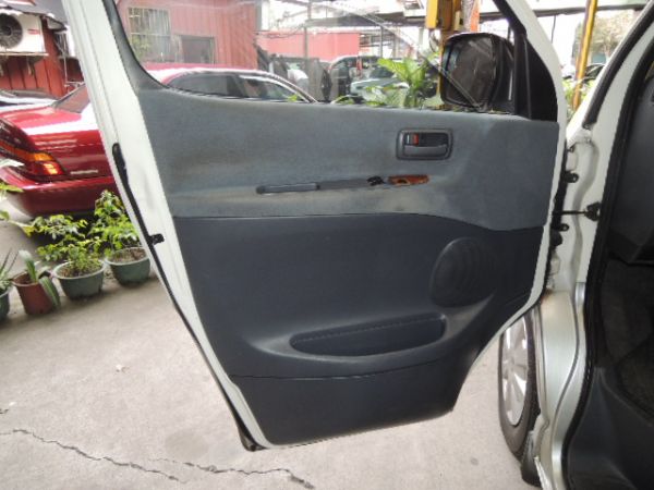 TOYOTA HIACE SOLEMIO 照片3