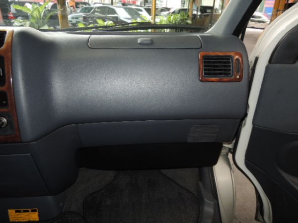 TOYOTA HIACE SOLEMIO 照片6