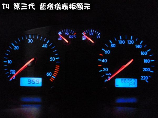 03年T4在地一手車手排加長型跑8萬  照片9