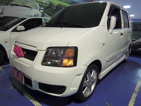 2004年鈴木 Solio 照片1