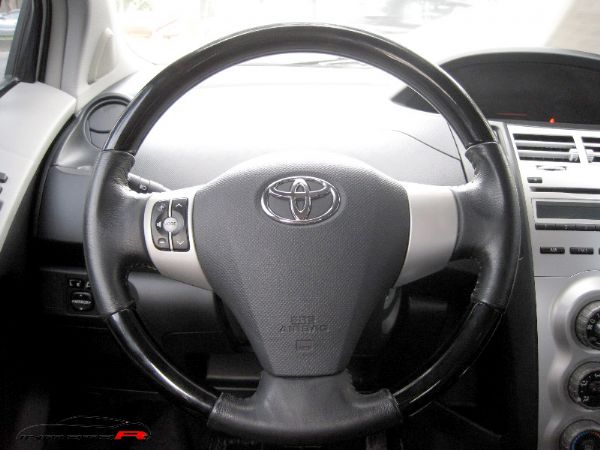 ★運通汽車-2008年-豐田-Yaris 照片2