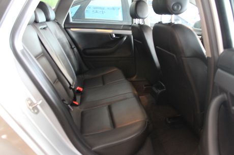 Audi 奧迪 A4 1.8T Avan 照片4