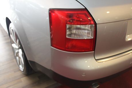 Audi 奧迪 A4 1.8T Avan 照片7