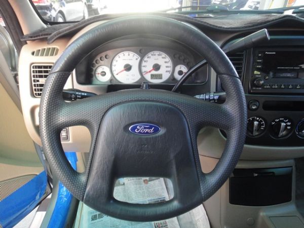 SUM聯泰汽車2002年 ESCAPE 照片5