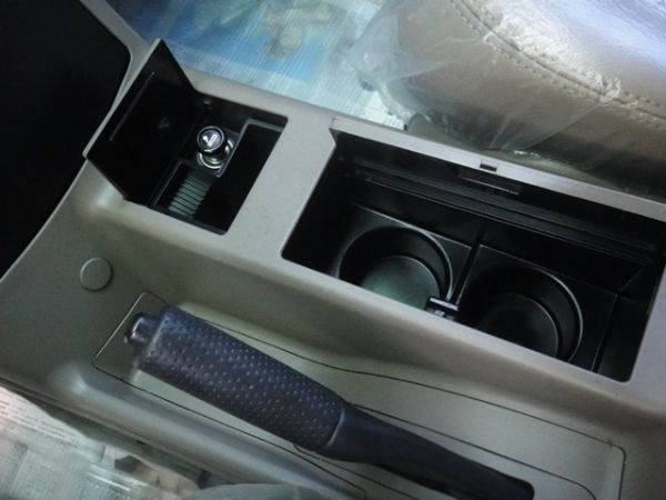 SUM聯泰汽車2002年 ESCAPE 照片6