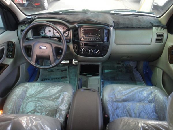SUM聯泰汽車2002年 ESCAPE 照片7