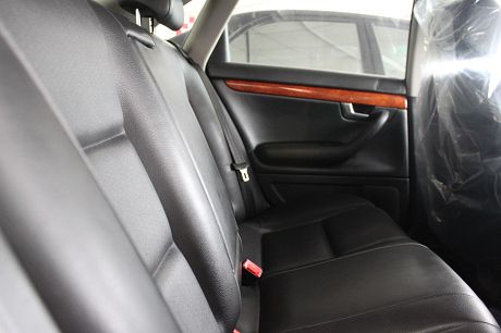 Audi 奧迪 A4 1.8T  照片7