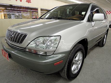 2002年Lexus 凌志 RX 300 照片1