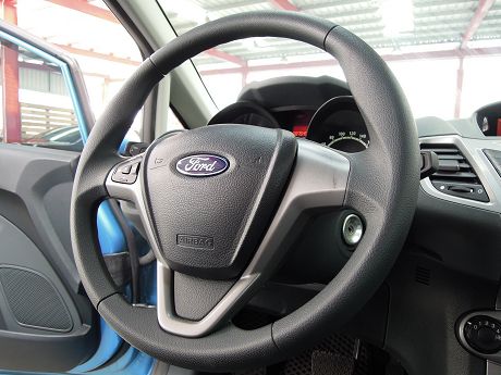 Ford 福特 Fiesta  照片3