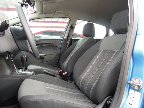 Ford 福特 Fiesta  照片6