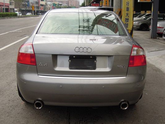 【高鐵汽車】2003 奧迪AUDI A4 照片9