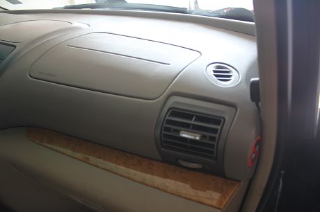 Nissan 日產 Serena QRV 照片3