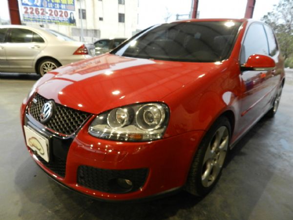 GOLF  GTI 紅 2.0 照片7