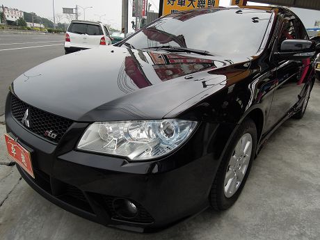 2009年Mitsubishi 三菱 F 照片1