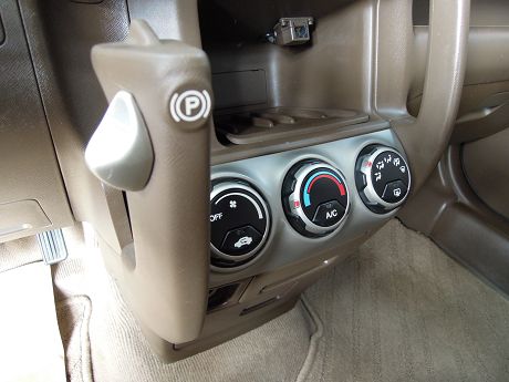 2004 本田 CR-V 2.0 棕 照片5