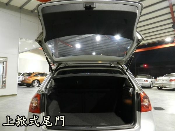 VW 福斯 Golf TDi 銀 1.9 照片9