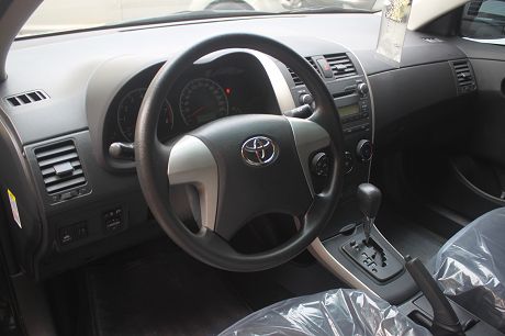 Toyota豐田 Altis  照片3