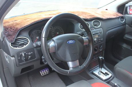 Ford 福特 Focus 2.0  照片3