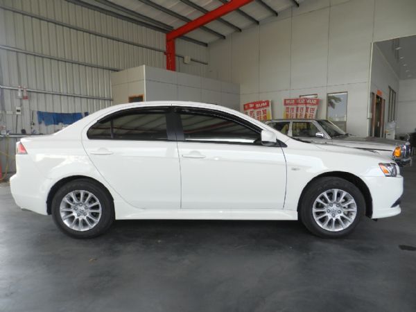 2012三菱 LANCER FORTIS 照片9