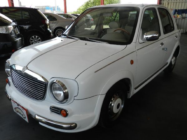 2001 Nissan  Verita 照片9