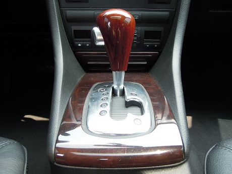2004年Audi 奧迪 A6 照片8