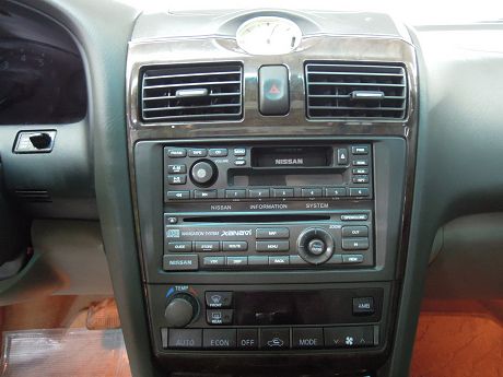 2002年Nissan 日產 Cefir 照片7