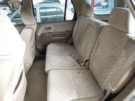 2004年Honda 本田 CR-V 照片4