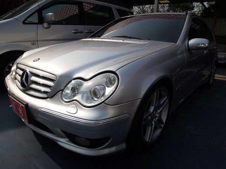 2002年賓士 C-Class C 32 照片1