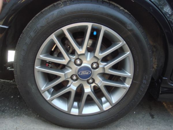 巨大汽車save認證車Tierra XT 照片6